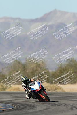 media/Dec-04-2025-Racers Edge (Thu) [[5ebc9f124d]]/3-B Group/1-Session 1 (Turn 7)/